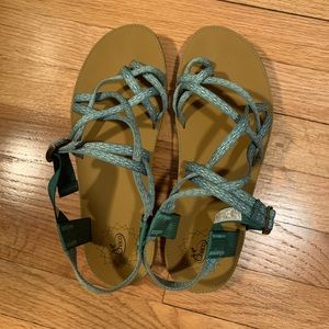 Women’s Chaco, size 10